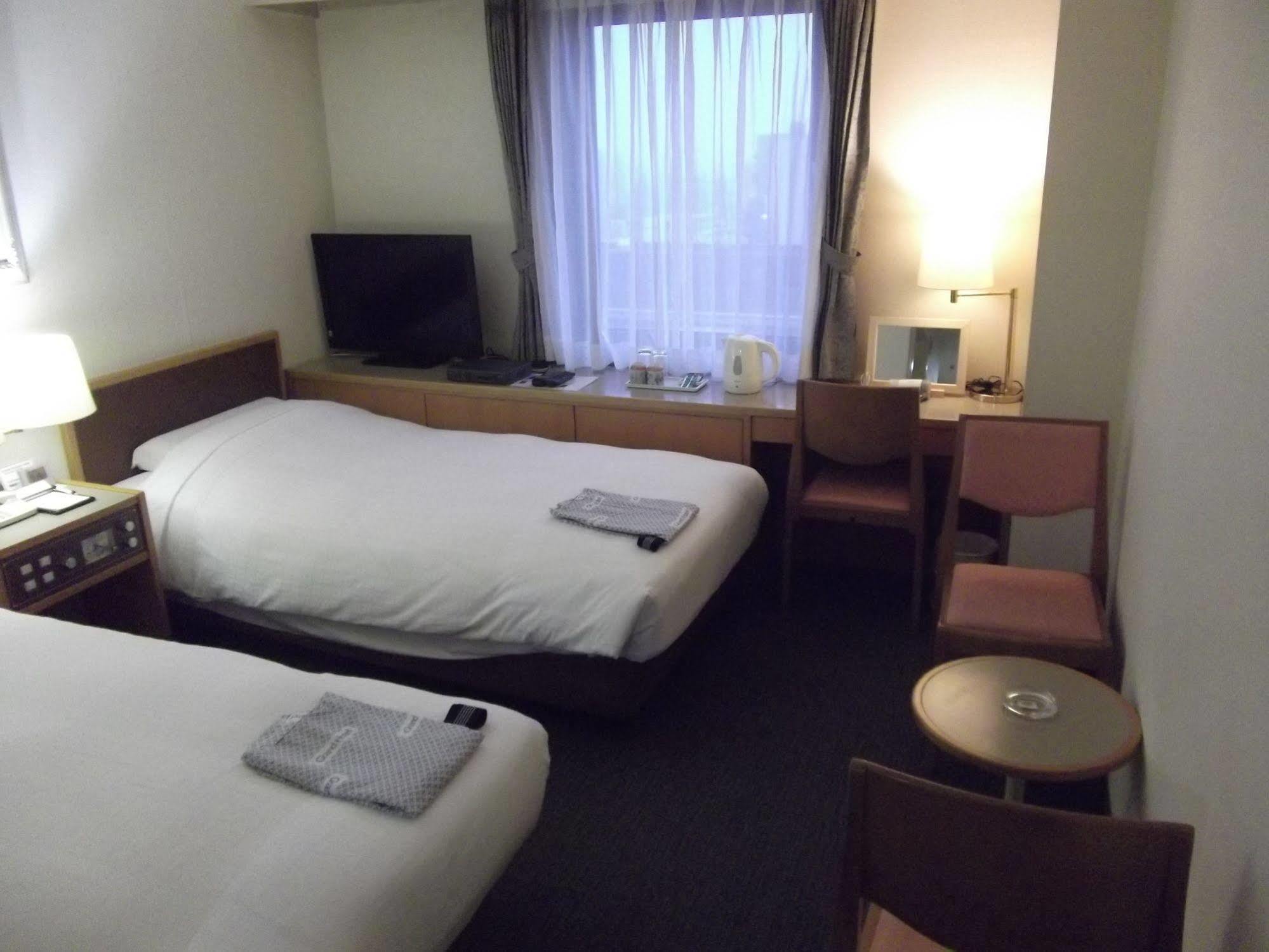 Ichikawa Grand Hotel Eksteriør bilde