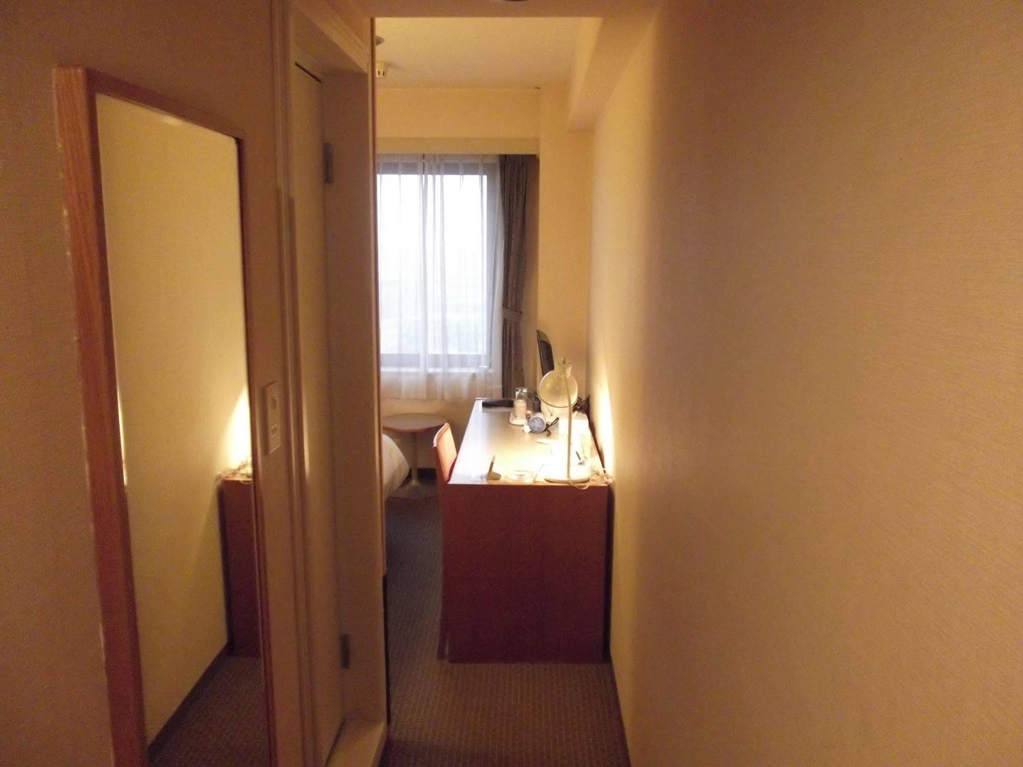 Ichikawa Grand Hotel Eksteriør bilde